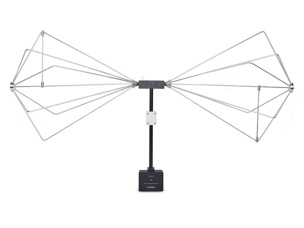 TBMA2 Bikonisk antenn 30MHz - 300MHz @ electrokit