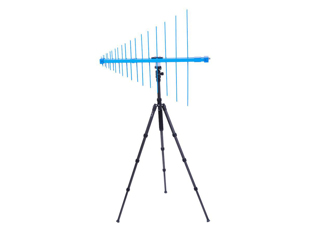 Log periodic measurement antenna 250 - 1300MHz @ electrokit